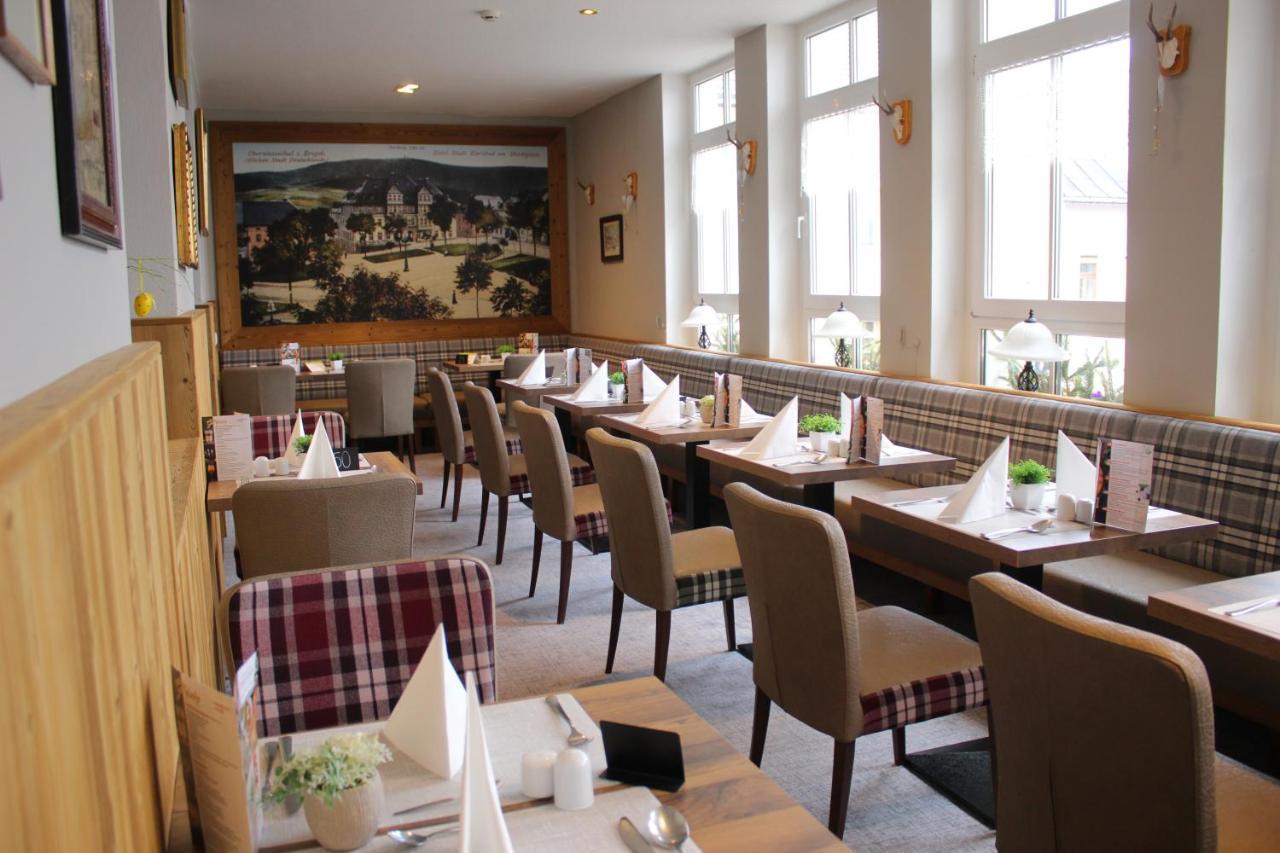 Rathaushotels Oberwiesenthal All Inclusive מראה חיצוני תמונה